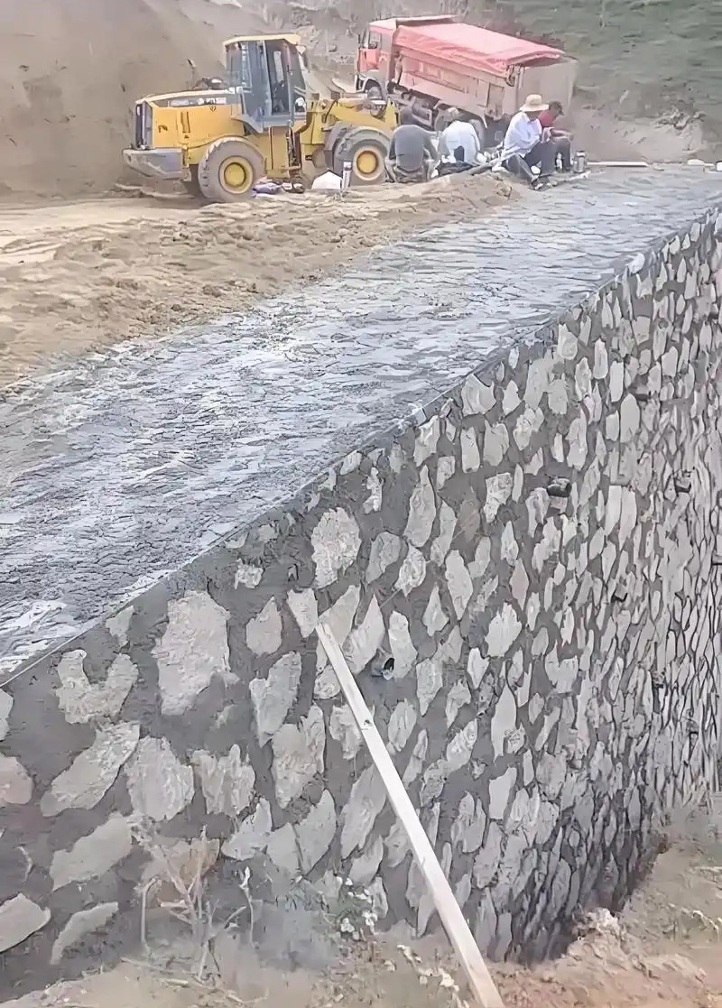 临沂蒙阴县边坡加固